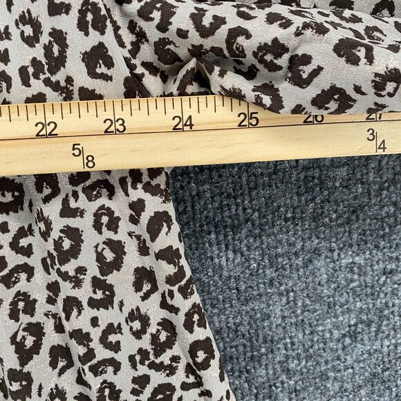 Travelers Chicos Cardigan Top 3 Women XL Gray Slinky Leopard Open Front Casual - Picture 6 of 7